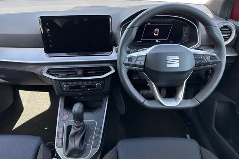 KW75TGX SEAT Arona 1.0 TSI FR Black Edition DSG Euro 6 (s/s) 5dr Thumbnail #19