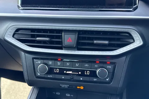 KW75TGX SEAT Arona 1.0 TSI FR Black Edition DSG Euro 6 (s/s) 5dr Thumbnail #23