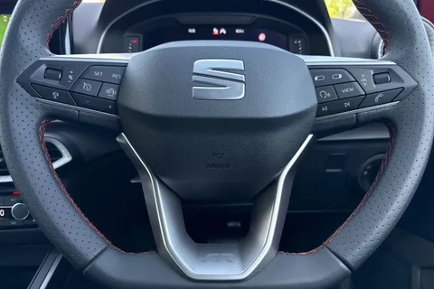 KW75TGX SEAT Arona 1.0 TSI FR Black Edition DSG Euro 6 (s/s) 5dr Thumbnail #35