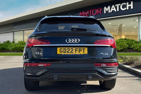 4 of 60 for Audi Q5 2.0 TDI 40 Sport Sportback S Tronic quattro Euro 6 (s/s) 5dr