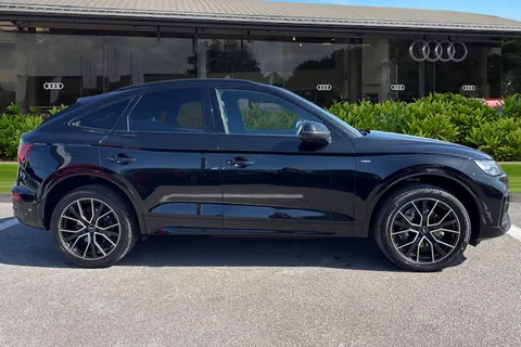 PG73YBL Audi Q5 Black Edition 40 TDI quattro 204 PS S tronic Thumbnail #4