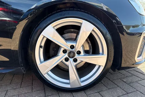 SP70UEC Audi A4 S line 35 TDI  163 PS S tronic Thumbnail #11