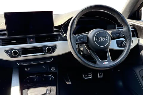 SP70UEC Audi A4 S line 35 TDI  163 PS S tronic Thumbnail #19