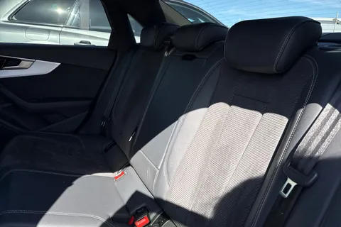 SP70UEC Audi A4 S line 35 TDI  163 PS S tronic Thumbnail #20