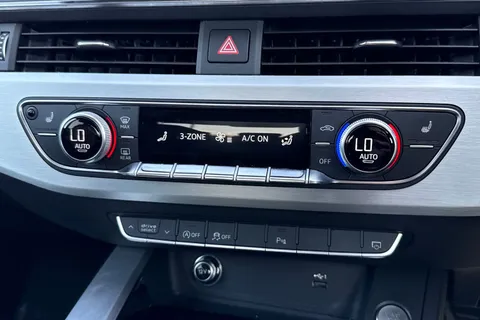 SP70UEC Audi A4 S line 35 TDI  163 PS S tronic Thumbnail #23