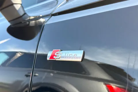 SP70UEC Audi A4 S line 35 TDI  163 PS S tronic Thumbnail #27