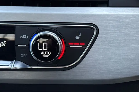 SP70UEC Audi A4 S line 35 TDI  163 PS S tronic Thumbnail #37