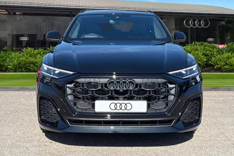  Audi Q8 3.0 TDI V6 Black Edition Tiptronic quattro Euro 6 (s/s) 5dr Thumbnail #6