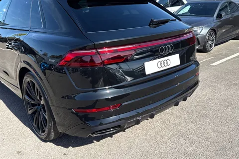  Audi Q8 3.0 TDI V6 Black Edition Tiptronic quattro Euro 6 (s/s) 5dr Thumbnail #8