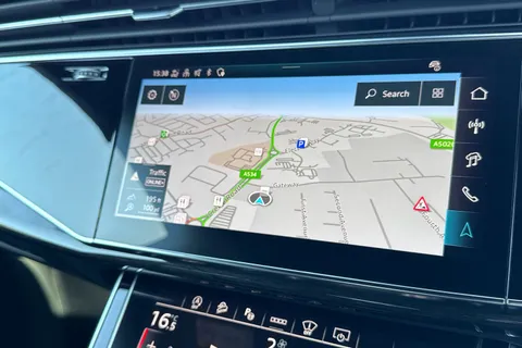  Audi Q8 3.0 TDI V6 Black Edition Tiptronic quattro Euro 6 (s/s) 5dr Thumbnail #17