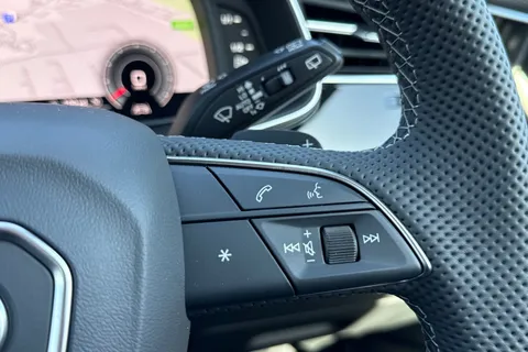  Audi Q8 3.0 TDI V6 Black Edition Tiptronic quattro Euro 6 (s/s) 5dr Thumbnail #26