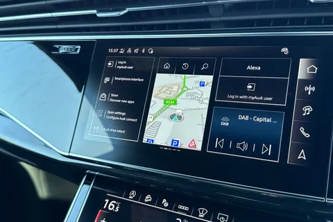  Audi Q8 3.0 TDI V6 Black Edition Tiptronic quattro Euro 6 (s/s) 5dr Thumbnail #35