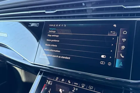  Audi Q8 3.0 TDI V6 Black Edition Tiptronic quattro Euro 6 (s/s) 5dr Thumbnail #43