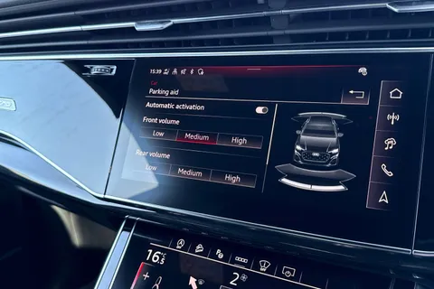  Audi Q8 3.0 TDI V6 Black Edition Tiptronic quattro Euro 6 (s/s) 5dr Thumbnail #47
