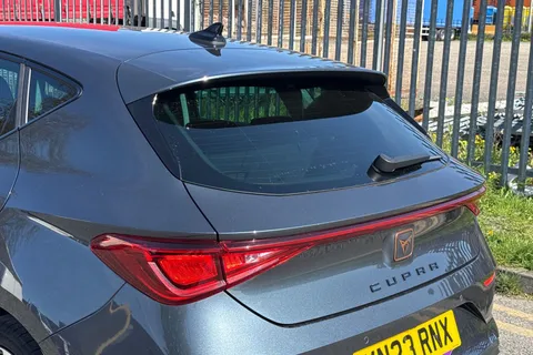 KN23RNX CUPRA Leon 1.5 eTSI EVO V1 DSG Euro 6 (s/s) 5dr Thumbnail #9