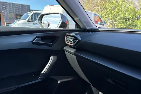 KN23RNX CUPRA Leon 1.5 eTSI EVO V1 DSG Euro 6 (s/s) 5dr Thumbnail #32