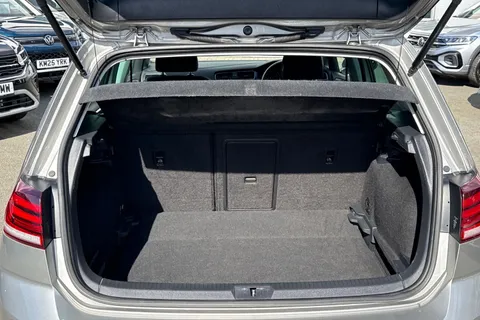 7 of 44 for Volkswagen Golf MK7 Facelift 1.5 TSI (130ps)Match Edition EVO