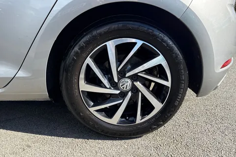 12 of 44 for Volkswagen Golf MK7 Facelift 1.5 TSI (130ps)Match Edition EVO