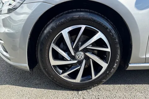 13 of 44 for Volkswagen Golf MK7 Facelift 1.5 TSI (130ps)Match Edition EVO