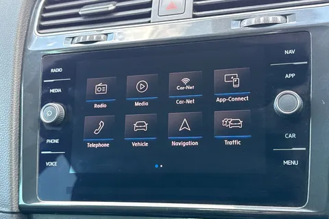 27 of 44 for Volkswagen Golf MK7 Facelift 1.5 TSI (130ps)Match Edition EVO