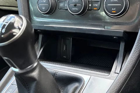 35 of 44 for Volkswagen Golf MK7 Facelift 1.5 TSI (130ps)Match Edition EVO