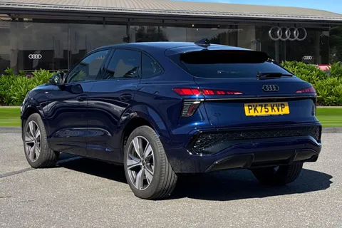 PK75KVP Audi Q3 Launch Edition TFSI 150 PS S tronic Thumbnail #2