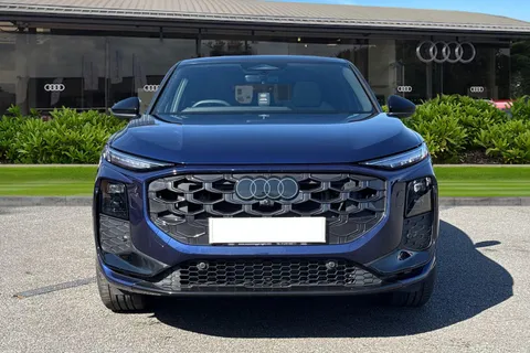 PK75KVP Audi Q3 Launch Edition TFSI 150 PS S tronic Thumbnail #5