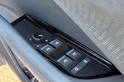 PK75KVP Audi Q3 Launch Edition TFSI 150 PS S tronic Thumbnail #20