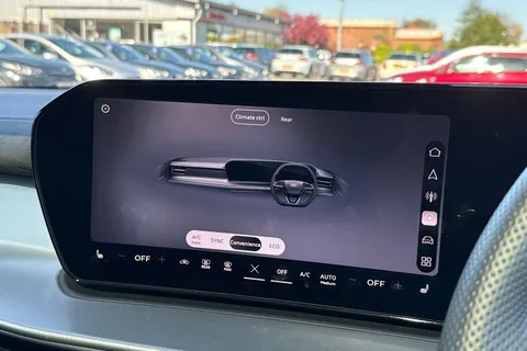 PK75KVP Audi Q3 Launch Edition TFSI 150 PS S tronic Thumbnail #21