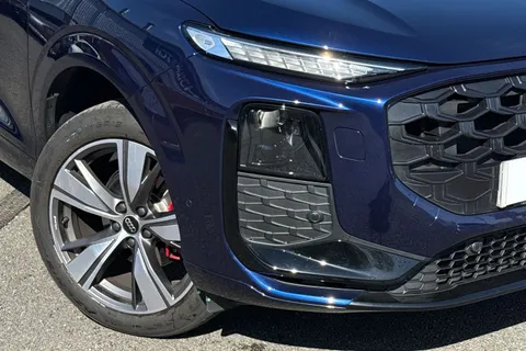 PK75KVP Audi Q3 Launch Edition TFSI 150 PS S tronic Thumbnail #24