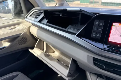 DG75CDV Volkswagen California 2.0 TDI Ocean 5dr DSG Thumbnail #43