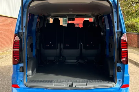 BJ26XNH Volkswagen Transporter 2.0 TDI 150PS Commerce Pro Van Auto Thumbnail #7