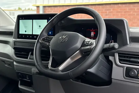 BJ26XNH Volkswagen Transporter 2.0 TDI 150PS Commerce Pro Van Auto Thumbnail #18