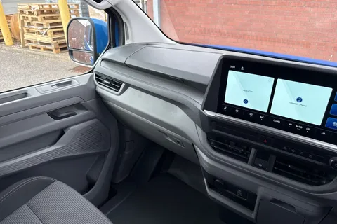 BJ26XNH Volkswagen Transporter 2.0 TDI 150PS Commerce Pro Van Auto Thumbnail #20