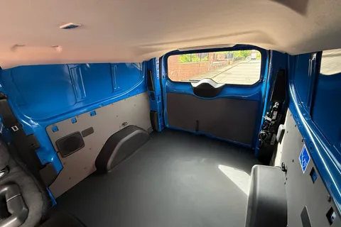 BJ26XNH Volkswagen Transporter 2.0 TDI 150PS Commerce Pro Van Auto Thumbnail #44