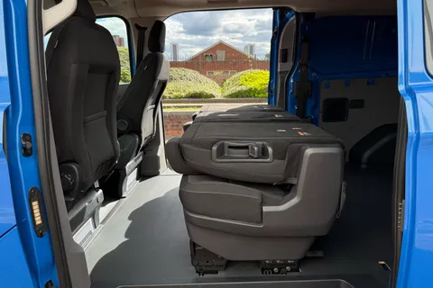 BJ26XNH Volkswagen Transporter 2.0 TDI 150PS Commerce Pro Van Auto Thumbnail #50