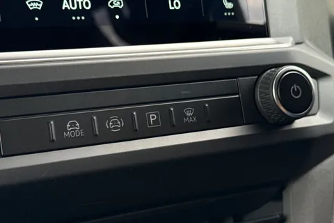 BJ26XNH Volkswagen Transporter 2.0 TDI 150PS Commerce Pro Van Auto Thumbnail #54