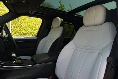  Land Rover Range Rover Sport 3.0 D300 MHEV Autobiography Auto 4WD Euro 6 (s/s) 5dr Thumbnail #12
