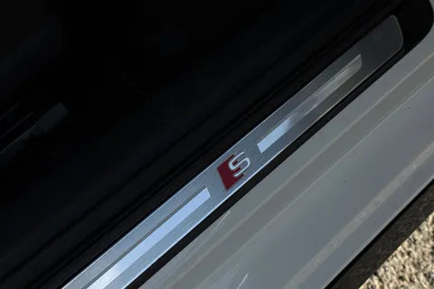 KP75CSO Audi S3 Black Edition TFSI  333 PS S tronic Thumbnail #42