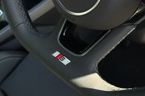 KP75CSO Audi S3 Black Edition TFSI  333 PS S tronic Thumbnail #46