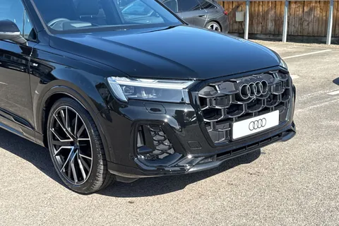 Audi Q7 3.0 TDI V6 Black Edition Tiptronic quattro Euro 6 (s/s) 5dr Thumbnail #9