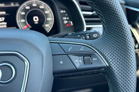 Audi Q7 3.0 TDI V6 Black Edition Tiptronic quattro Euro 6 (s/s) 5dr Thumbnail #27