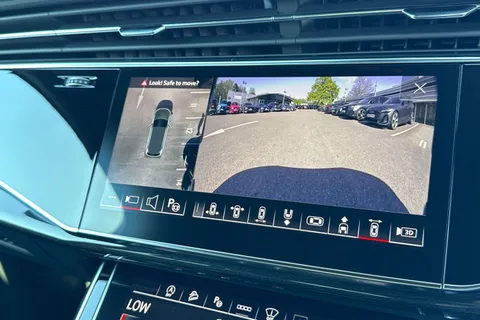 Audi Q7 3.0 TDI V6 Black Edition Tiptronic quattro Euro 6 (s/s) 5dr Thumbnail #34