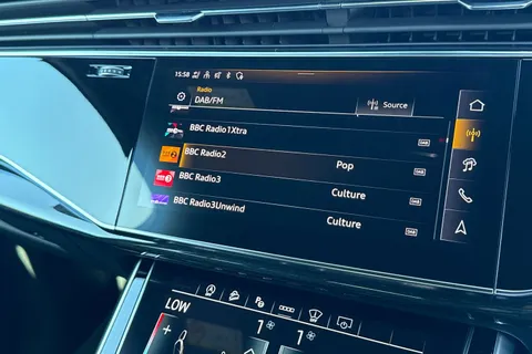 Audi Q7 3.0 TDI V6 Black Edition Tiptronic quattro Euro 6 (s/s) 5dr Thumbnail #38