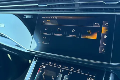 Audi Q7 3.0 TDI V6 Black Edition Tiptronic quattro Euro 6 (s/s) 5dr Thumbnail #39