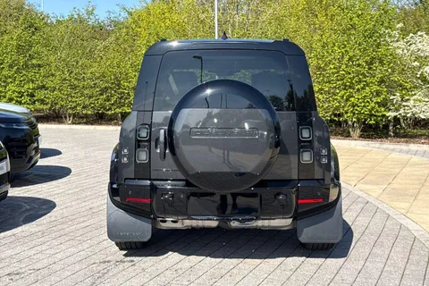  Land Rover Defender 110 3.0 D250 MHEV X-Dynamic HSE Auto 4WD Euro 6 (s/s) 5dr Thumbnail #5