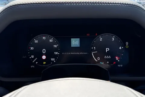 Land Rover Defender 110 3.0 D250 MHEV X-Dynamic HSE Auto 4WD Euro 6 (s/s) 5dr Thumbnail #36