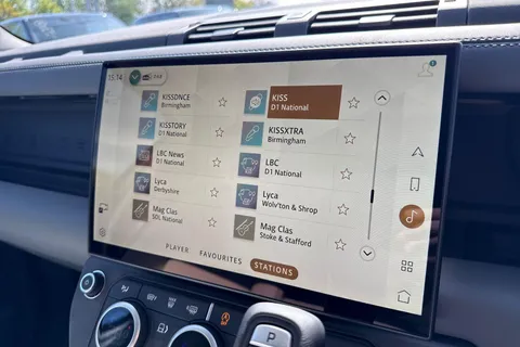  Land Rover Defender 110 3.0 D250 MHEV X-Dynamic HSE Auto 4WD Euro 6 (s/s) 5dr Thumbnail #35