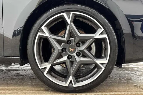 KW25XGD CUPRA Leon 1.5 eTSI 150 V2 5dr DSG Thumbnail #5