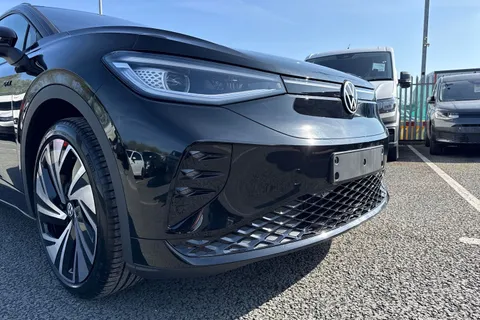  Volkswagen ID.4 79kWh GTX Edition Auto 4Motion 5dr Thumbnail #9